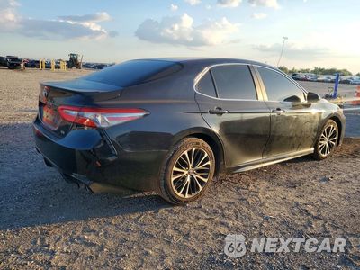 Trzecie zdjęcie samochodu z tyłu: 2018 TOYOTA CAMRY SE VIN:4T1B11HK0JU567736 - miniatura