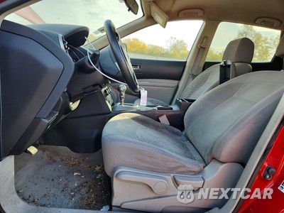 Zdjęcie 7 z 12 samochodu: 2015 NISSAN ROGUE SELECT S VIN:JN8AS5MT5FW160787 - miniatura