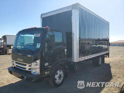 2021 ISUZU NRR BOX TRUCK JALE5W167M7302152 - główne zdjęcie licytacji z USA - miniatura