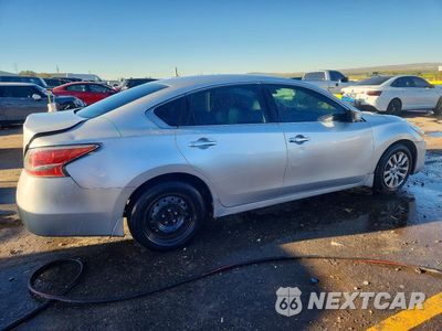 Trzecie zdjęcie samochodu z tyłu: 2015 NISSAN ALTIMA 2.5 S VIN:1N4AL3AP2FC289694 - miniatura