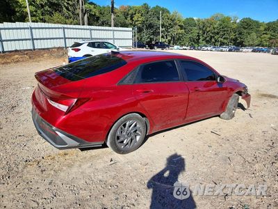 Trzecie zdjęcie samochodu z tyłu: 2024 HYUNDAI ELANTRA SEL VIN:KMHLM4DG3RU712147 - miniatura