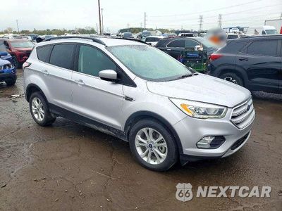 Czwarte zdjęcie samochodu z boku: 2018 FORD ESCAPE SEL VIN:1FMCU9HD6JUA52493 - miniatura