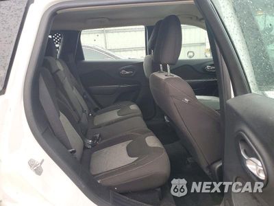 Zdjęcie 11 z 13 samochodu: 2016 JEEP CHEROKEE SPORT VIN:1C4PJMAB2GW132686 - miniatura