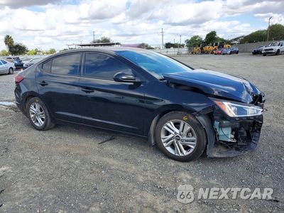 Czwarte zdjęcie samochodu z boku: 2020 HYUNDAI ELANTRA VALUE EDITION VIN:5NPD84LFXLH602056 - miniatura