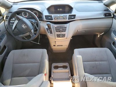 Zdjęcie 8 z 13 samochodu: 2015 HONDA ODYSSEY LX VIN:5FNRL5H27FB119191 - miniatura