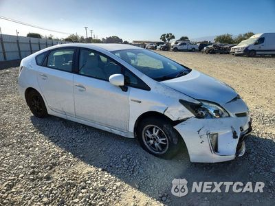 Czwarte zdjęcie samochodu z boku: 2014 TOYOTA PRIUS TWO VIN:JTDKN3DU4E0364731 - miniatura