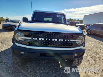 Piąte zdjęcie samochodu w środku: 2022 FORD BRONCO BASE VIN:1FMEE5DP7NLB31682 - miniatura