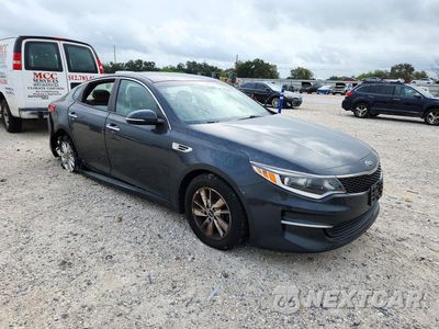Czwarte zdjęcie samochodu z boku: 2016 KIA OPTIMA LX VIN:5XXGT4L31GG020740 - miniatura