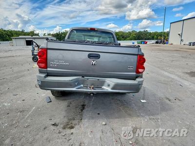 Zdjęcie 6 z 12 samochodu: 2005 DODGE DAKOTA QUAD SLT VIN:1D7HE48N45S314117 - miniatura