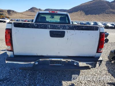 Zdjęcie 6 z 12 samochodu: 2007 GMC SIERRA C2500 HEAVY DUTY VIN:1GTHC24K97E524018 - miniatura