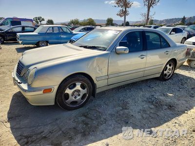 2001 MERCEDES-BENZ E 320 WDBJF65JX1B199179 - główne zdjęcie licytacji z USA - miniatura