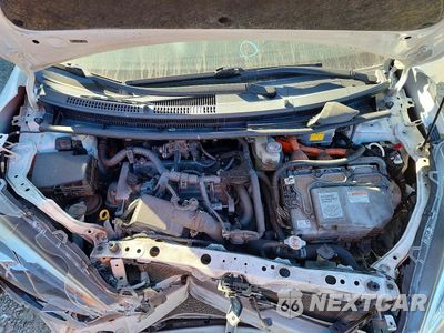 Zdjęcie 12 z 14 samochodu: 2018 TOYOTA PRIUS C TWO VIN:JTDKDTB30J1603337 - miniatura