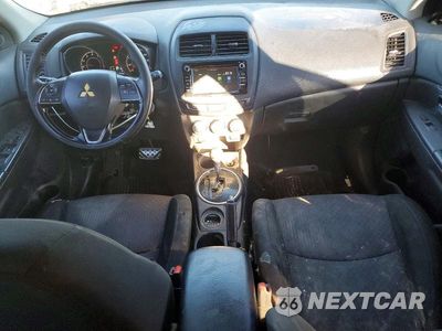 Zdjęcie 8 z 12 samochodu: 2017 MITSUBISHI OUTLANDER SPORT ES VIN:JA4AP3AU2HZ067977 - miniatura