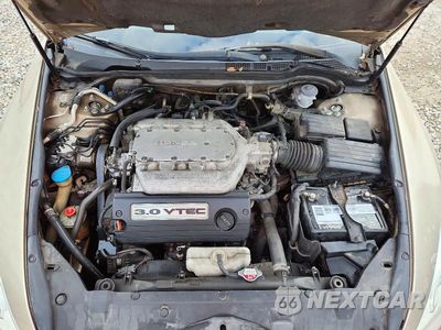 Zdjęcie 11 z 12 samochodu: 2004 HONDA ACCORD EX VIN:1HGCM66584A008226 - miniatura