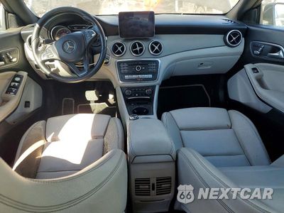Zdjęcie 8 z 12 samochodu: 2018 MERCEDES-BENZ CLA 250 VIN:WDDSJ4EB9JN688324 - miniatura