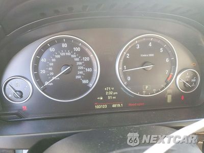 Zdjęcie 9 z 12 samochodu: 2014 BMW X5 XDRIVE50I VIN:5UXKR6C57E0J71990 - miniatura