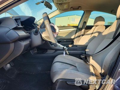 Zdjęcie 7 z 12 samochodu: 2017 HONDA CIVIC LX VIN:19XFC2F51HE074305 - miniatura