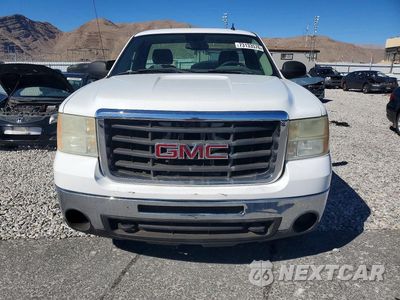 Piąte zdjęcie samochodu w środku: 2007 GMC SIERRA C2500 HEAVY DUTY VIN:1GTHC24K97E524018 - miniatura