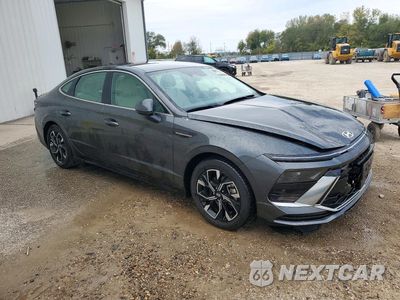 Czwarte zdjęcie samochodu z boku: 2025 HYUNDAI SONATA SEL VIN:KMHL64JA0SA474050 - miniatura