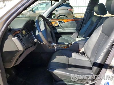 Zdjęcie 7 z 12 samochodu: 2002 MERCEDES-BENZ E 320 VIN:WDBJF65J52B500765 - miniatura