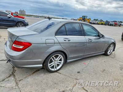 Trzecie zdjęcie samochodu z tyłu: 2012 MERCEDES-BENZ C 250 VIN:WDDGF4HB5CR217981 - miniatura