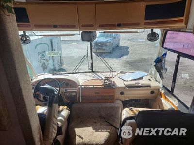 Piąte zdjęcie samochodu w środku: 1999 FORD F550 SUPER DUTY STRIPPED CHASSIS VIN:3FCNF53S0XJA37394 - miniatura