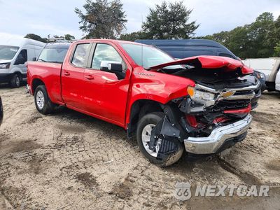 Czwarte zdjęcie samochodu z boku: 2023 CHEVROLET SILVERADO K1500 LT VIN:1GCRDDED9PZ217311 - miniatura