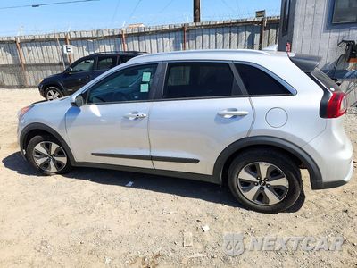 Drugie zdjęcie samochodu z przodu: 2019 KIA NIRO LX VIN:KNDCB3LC2K5322692 - miniatura