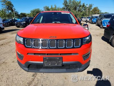 Piąte zdjęcie samochodu w środku: 2018 JEEP COMPASS SPORT VIN:3C4NJCAB8JT165173 - miniatura