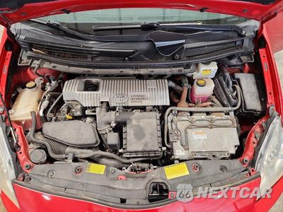 Zdjęcie 11 z 12 samochodu: 2011 TOYOTA PRIUS TWO VIN:JTDKN3DUXB0316470 - miniatura