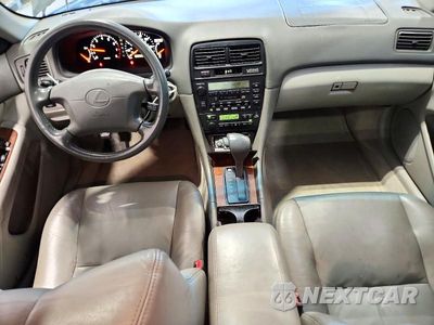 Zdjęcie 8 z 12 samochodu: 1998 LEXUS ES 300 4D VIN:JT8BF28G0W5024197 - miniatura