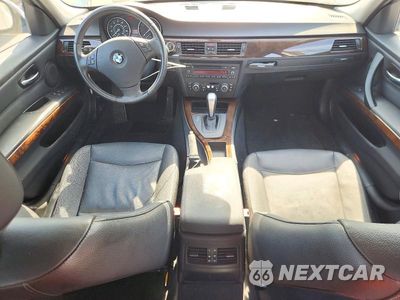 Zdjęcie 8 z 12 samochodu: 2011 BMW 328 I VIN:WBAPH7C58BE130795 - miniatura