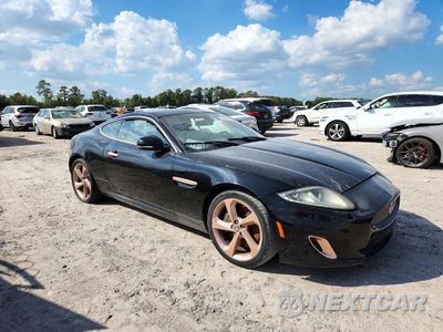 Czwarte zdjęcie samochodu z boku: 2013 JAGUAR XK VIN:SAJWA4FB1DLB51221 - miniatura
