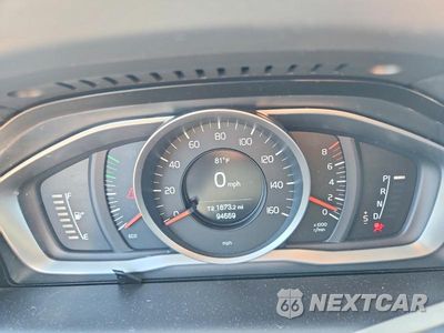Zdjęcie 9 z 12 samochodu: 2017 VOLVO XC60 T5 INSCRIPTION VIN:YV440MRU8H2000209 - miniatura