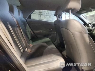 Zdjęcie 10 z 12 samochodu: 2022 HYUNDAI ELANTRA SEL VIN:5NPLS4AG4NH084263 - miniatura