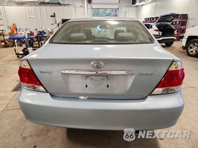 Zdjęcie 6 z 12 samochodu: 2005 TOYOTA CAMRY LE VIN:4T1BE32KX5U982996 - miniatura