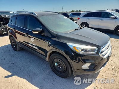 Czwarte zdjęcie samochodu z boku: 2018 FORD ESCAPE TITANIUM VIN:1FMCU0J96JUA03862 - miniatura