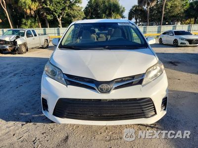 Piąte zdjęcie samochodu w środku: 2019 TOYOTA SIENNA LE VIN:5TDKZ3DC8KS998919 - miniatura