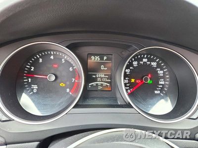 Zdjęcie 9 z 12 samochodu: 2018 VOLKSWAGEN JETTA S VIN:3VW2B7AJ9JM232062 - miniatura