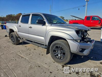Czwarte zdjęcie samochodu z boku: 2015 TOYOTA TACOMA DOUBLE CAB PRERUNNER VIN:5TFJU4GN3FX071937 - miniatura