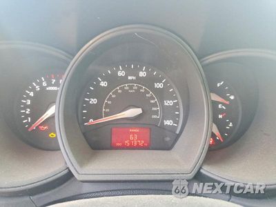 Zdjęcie 9 z 13 samochodu: 2015 KIA RIO LX VIN:KNADM4A38F6468129 - miniatura