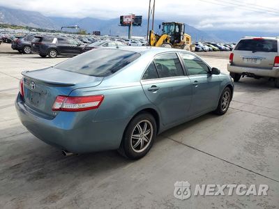 Trzecie zdjęcie samochodu z tyłu: 2011 TOYOTA CAMRY LE VIN:4T1BF3EK0BU672912 - miniatura