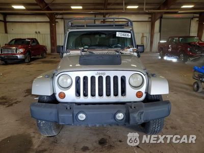 Piąte zdjęcie samochodu w środku: 2012 JEEP WRANGLER UNLIMITED SAHARA VIN:1C4BJWEG5CL146900 - miniatura