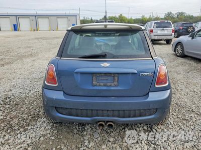 Zdjęcie 6 z 12 samochodu: 2010 MINI COOPER S VIN:WMWMF7C56ATX44358 - miniatura