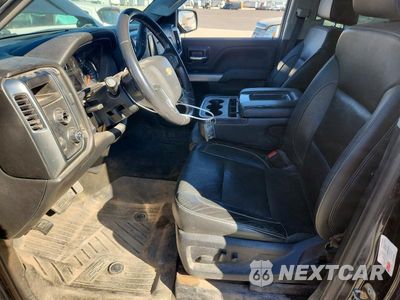 Zdjęcie 7 z 12 samochodu: 2018 CHEVROLET SILVERADO K1500 LT VIN:1GCUKREC3JF147415 - miniatura