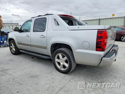 Drugie zdjęcie samochodu z przodu: 2011 CHEVROLET AVALANCHE LT VIN:3GNMCFE02BG262418 - miniatura