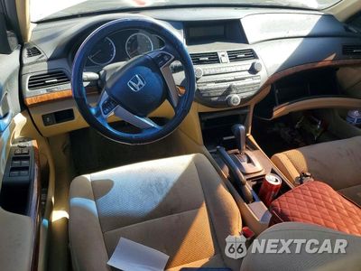 Zdjęcie 8 z 12 samochodu: 2011 HONDA ACCORD EX VIN:1HGCP2F78BA050135 - miniatura