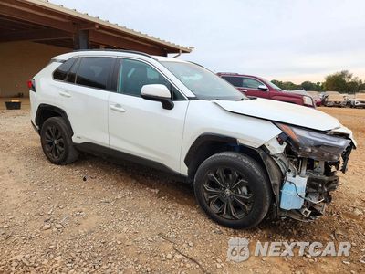 Czwarte zdjęcie samochodu z boku: 2022 TOYOTA RAV4 SE VIN:4T3T6RFV5NU084919 - miniatura