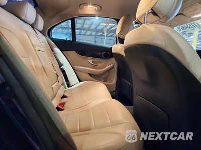 Zdjęcie 10 z 12 samochodu: 2016 MERCEDES-BENZ C 300 VIN:55SWF4JB6GU122453 - miniatura