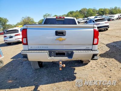 Zdjęcie 6 z 12 samochodu: 2018 CHEVROLET SILVERADO K1500 LTZ VIN:1GCVKSEC6JZ206709 - miniatura
